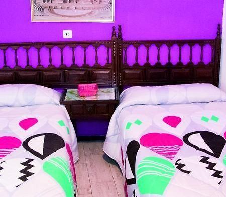 Hostal Salud Merida Exterior photo